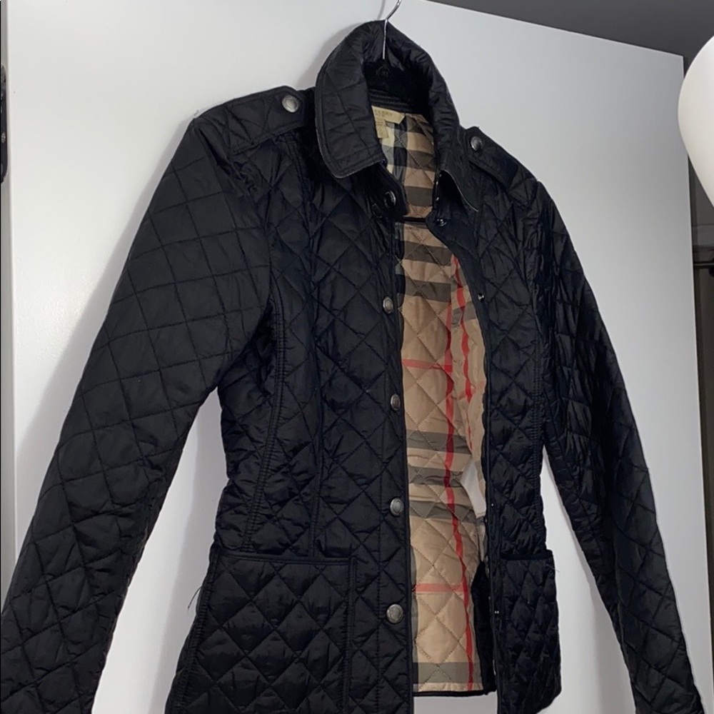 Authentic Burberry jacket quilted black